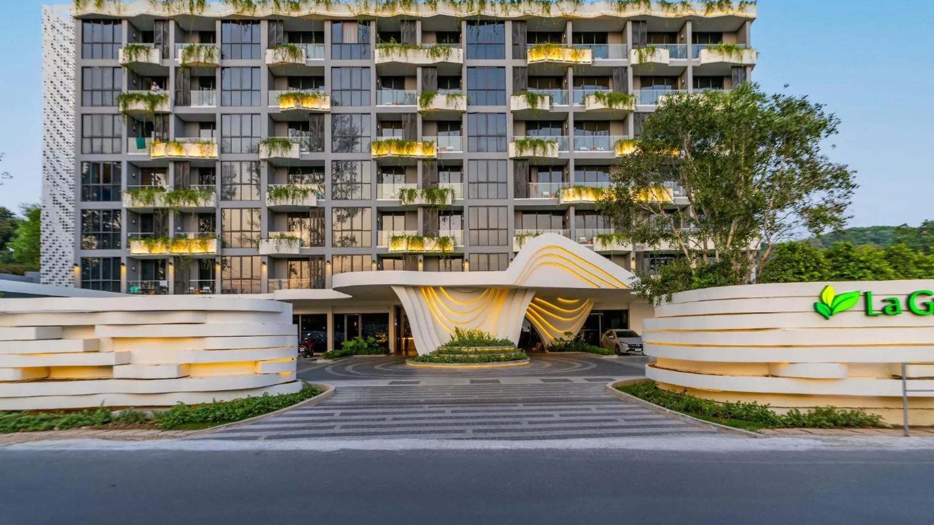 La Green Hotel And Residence Bang Tao Beach