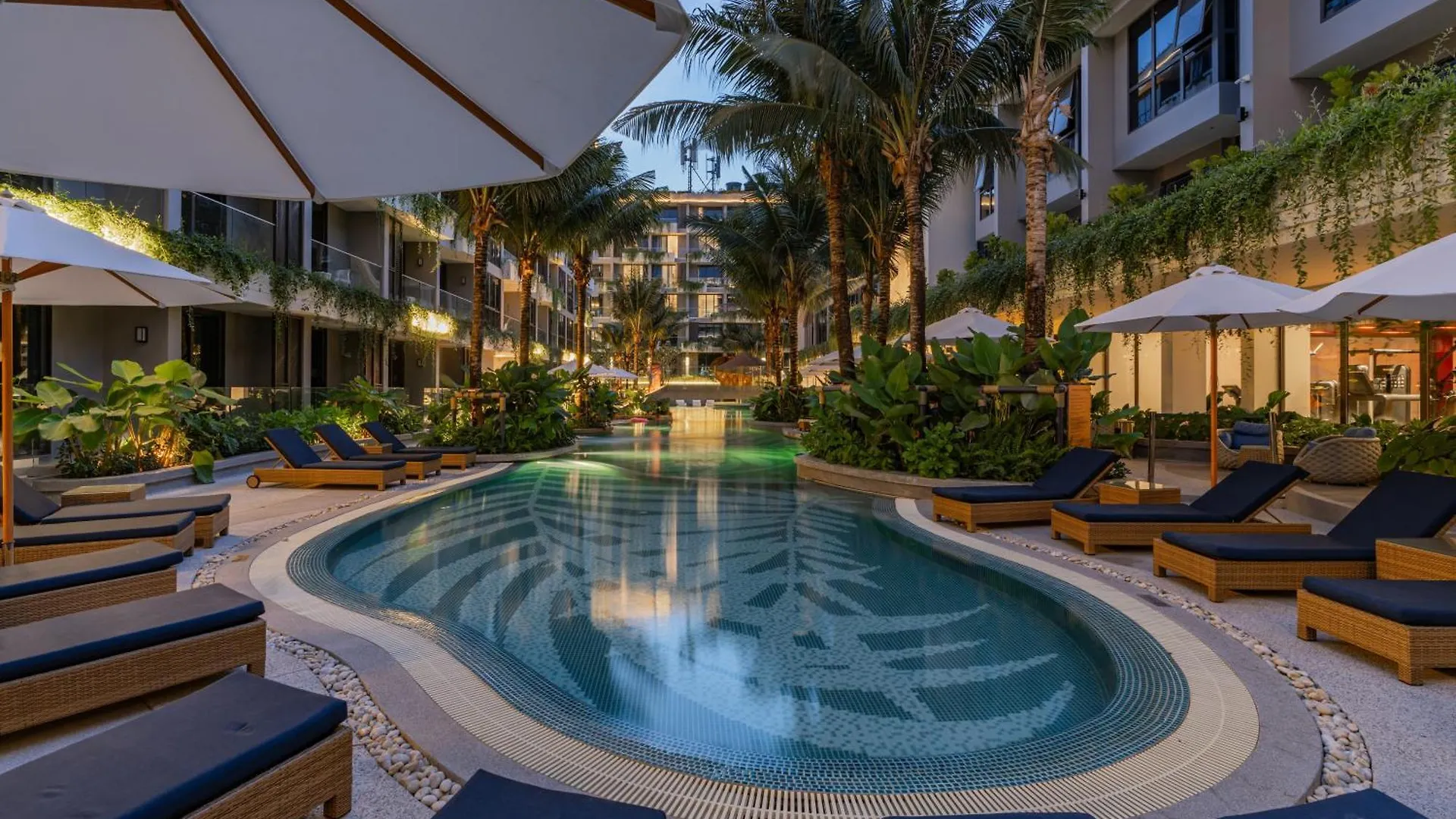 La Green Hotel And Residence Bang Tao Beach